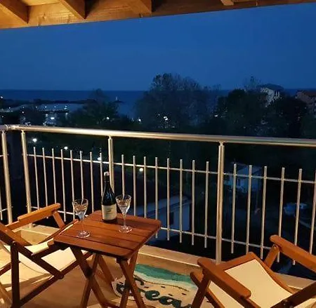 Deluxe Aquamarine Apartman